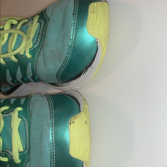 Asics Runners💛 - Picture 4 of 7